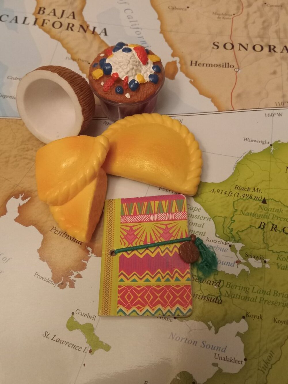 American Girl Lea Clark Food & Accessories Lot
